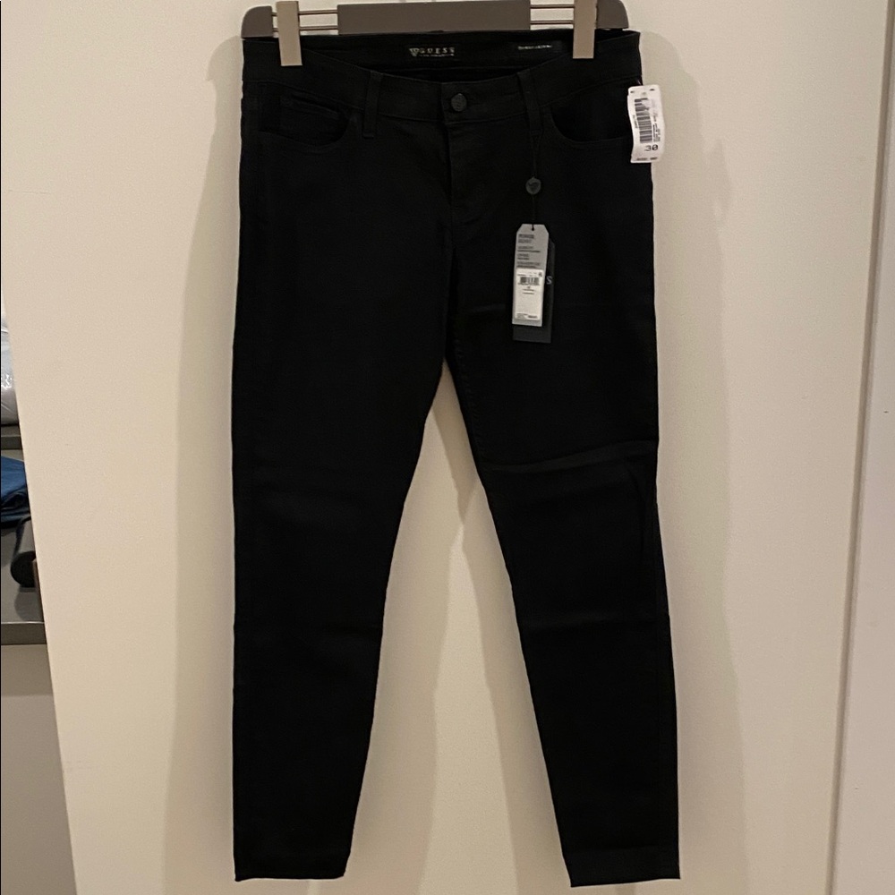 Guess Women's Classic Black Skinny Jeans